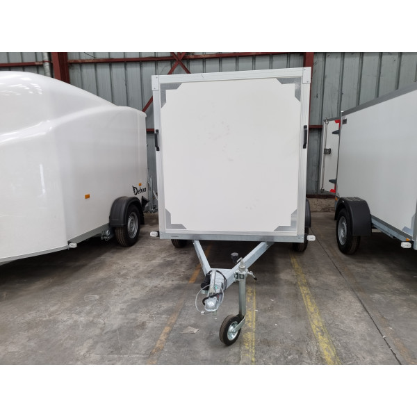 Remorque Fourgon 2 m 57 x 1 m 57 x 1 m 50 – 750kg